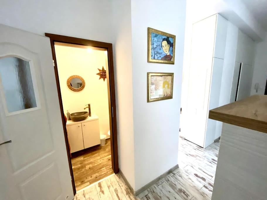 Kysucke Nove Mesto Residence Park Lovely Apartman With Private Parking מראה חיצוני תמונה