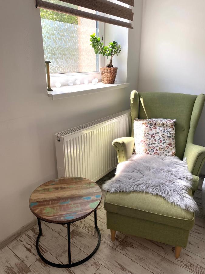 Kysucke Nove Mesto Residence Park Lovely Apartman With Private Parking מראה חיצוני תמונה